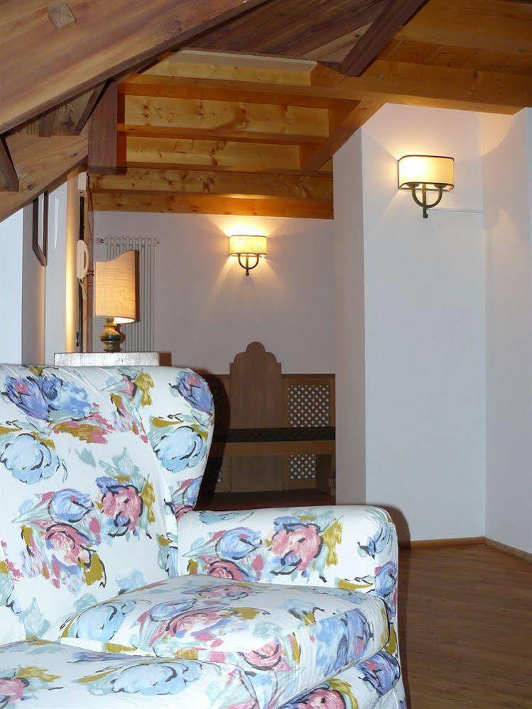 Aparthotel Residenza Bagni & Miramonti Cavalese Zewnętrze zdjęcie